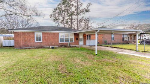 631 Michigan Ave, Port Allen, LA, 70767-2334 | Card Image