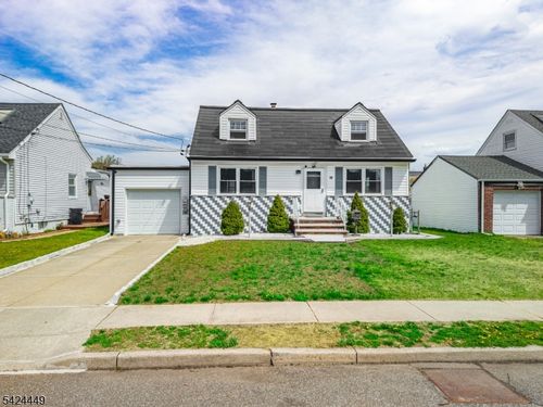 40 South Dr, Rochelle Park, NJ, 07662-3606 | Card Image