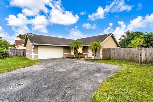 10380 Sw 49th Pl, Cooper City, FL, 33328-4041 | Card Image