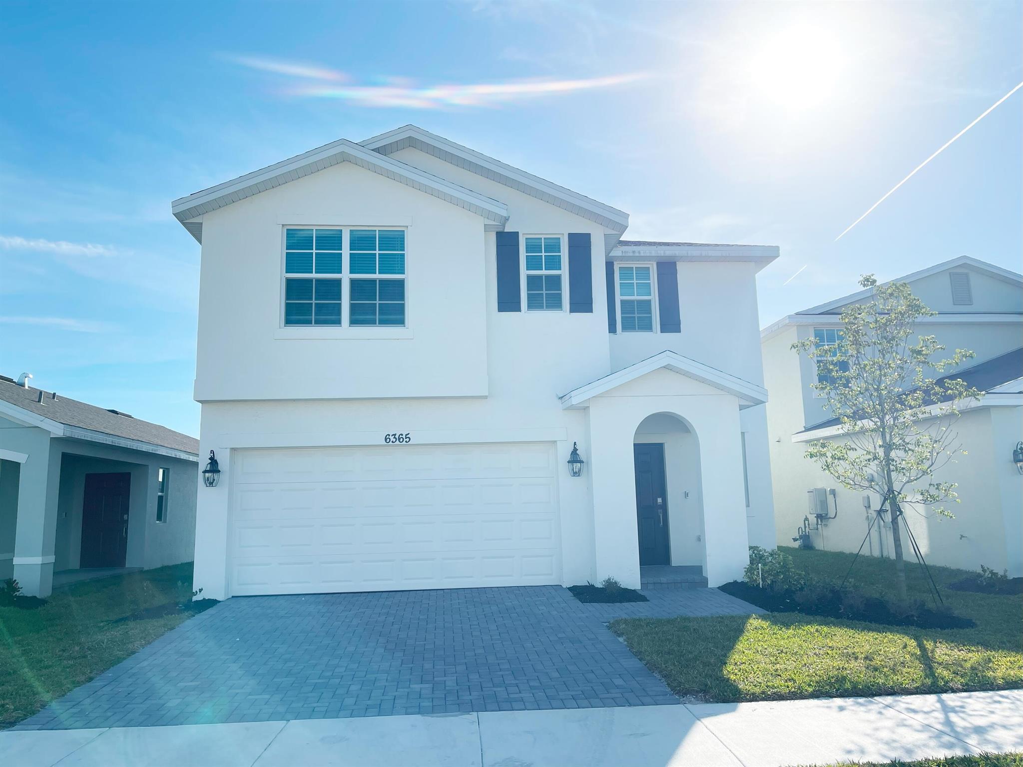 Leafmore Ln, Port Street Lucie, FL 34987
