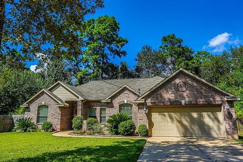 1504 Glen Oaks Dr, Conroe, TX, 77385-9611 | Card Image