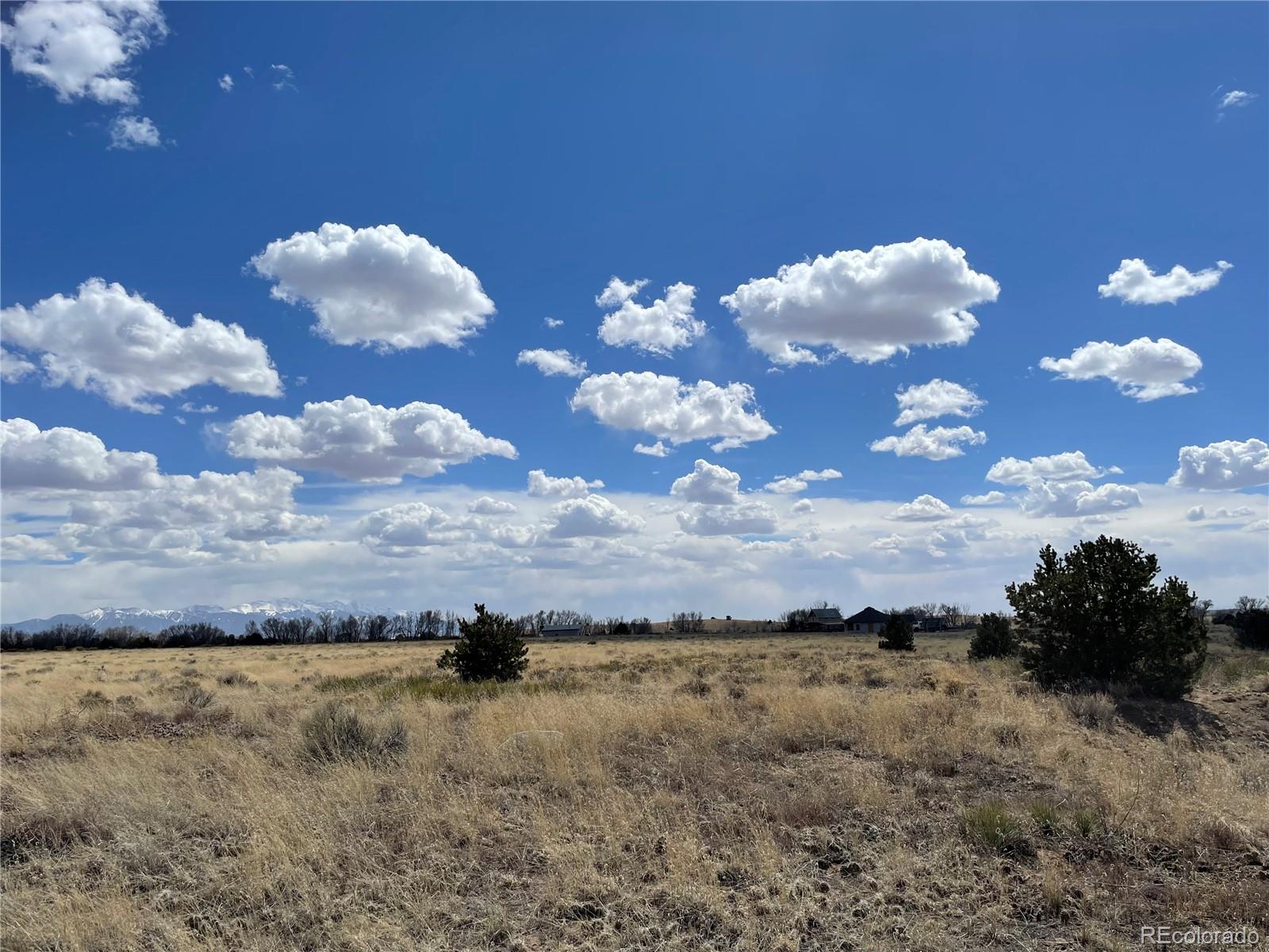 Land in Crestone 2