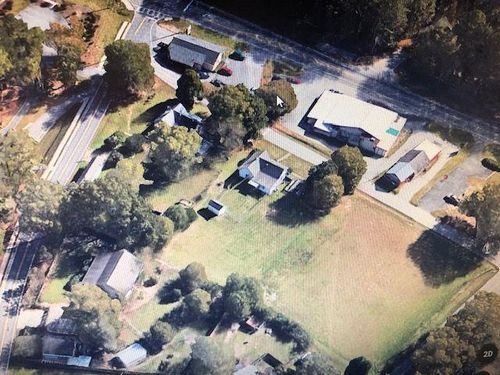 72 Hunt St, Hiram, GA, 30141-2517 | Card Image