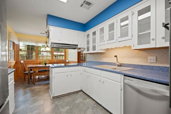 111 Whispering Oaks Dr, House other with 4 bedrooms, 2 bathrooms and 2 parking in Seabrook TX | Image 20