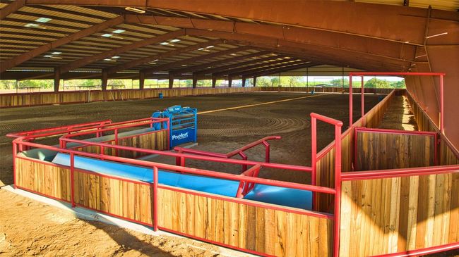 View of horse barn | Image 7