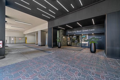 301-360 Bloor St E, Toronto, ON, M4W3M3 | Card Image