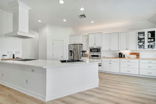 111 Venice Way, House other with 3 bedrooms, 2 bathrooms and 2 parking in Huntsville TX | Image 15