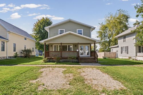 218 E Orleans St, Paxton, IL, 60957-1510 | Card Image
