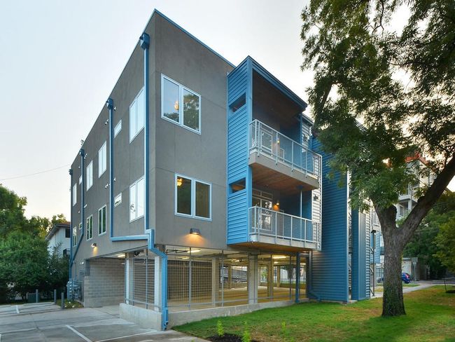 APT-303 - 2822 Rio Grande St, Condo with 3 bedrooms, 2 bathrooms and 2 parking in Austin TX | Image 24