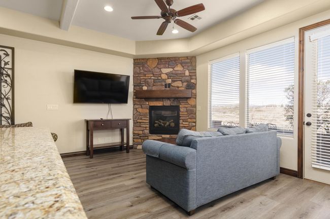 2020 N Pebble Beach Dr- Unbranded (6 of | Image 6
