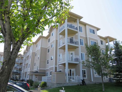 210-194 Sunrise Circle Sw, Medicine Hat, AB, T1B4P4 | Card Image