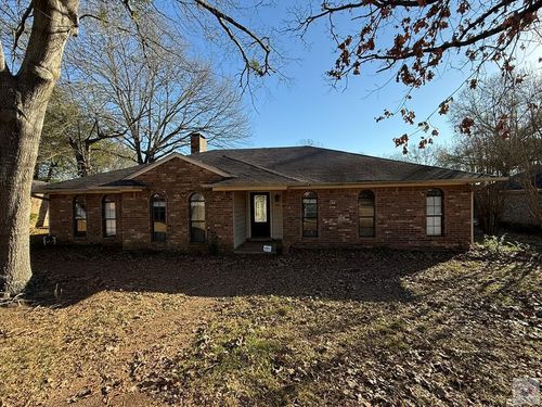38 Lanshire Dr, Texarkana, TX, 75503-1658 | Card Image