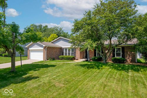 109 Willowood Ln, Fishers, IN, 46038-1177 | Card Image