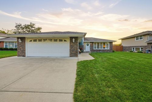 10548 S Tod Dr, Palos Hills, IL, 60465-1918 | Card Image