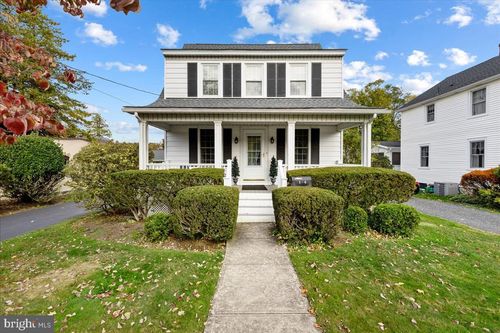 164 Roxboro Rd, LAWRENCE TOWNSHIP, NJ, 08648-3927 | Card Image