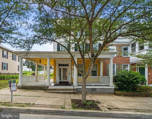 112 E Main St, Westminster, MD, 21157-5851 | Card Image