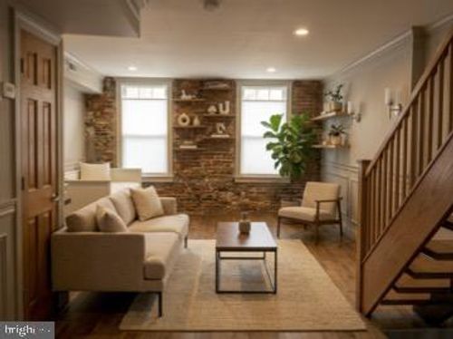 1727 S 4th St, PHILADELPHIA, PA, 19148-1801 | Card Image