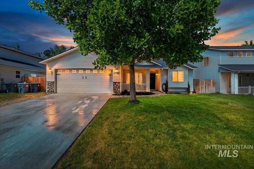 5222 Weston Ave, Caldwell, ID, 83607-1912 | Card Image