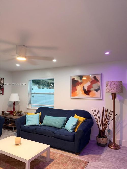 c-705 W Mango St, Lantana, FL, 33462-2758 | Card Image