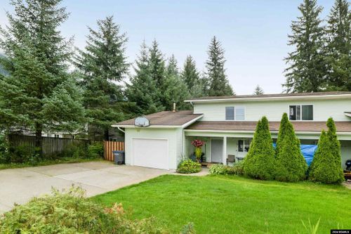 8482 A Thunder Mountain Road, Juneau, AK, 99801 | Card Image