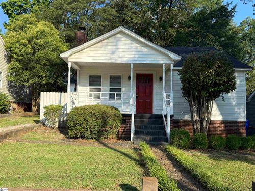 16 Underwood Ave, Greenville, SC, 29607-1818 | Card Image