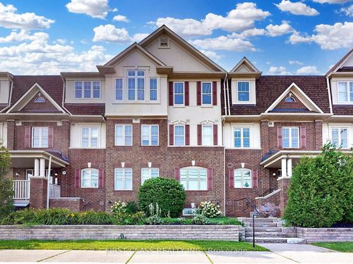 {{alt}} | Card Image