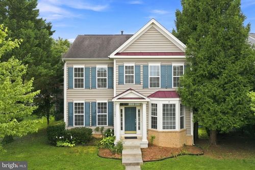 109 Burnlea Rd, CHARLES TOWN, WV, 25414-5093 | Card Image