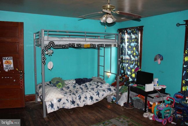 207 N Keystone St, House other with 4 bedrooms, 2 bathrooms and null parking in MUIR PA | Image 11