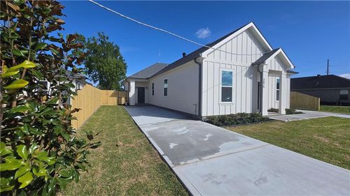 3617 Park Boulevard, Chalmette, LA, 70043 | Card Image