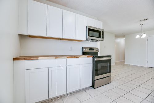 806 Van Zandt St, San Angelo, TX, 76905-7843 | Card Image