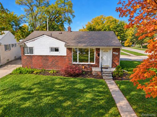 19448 Woodmont St, Harper Woods, MI, 48225-1326 | Card Image