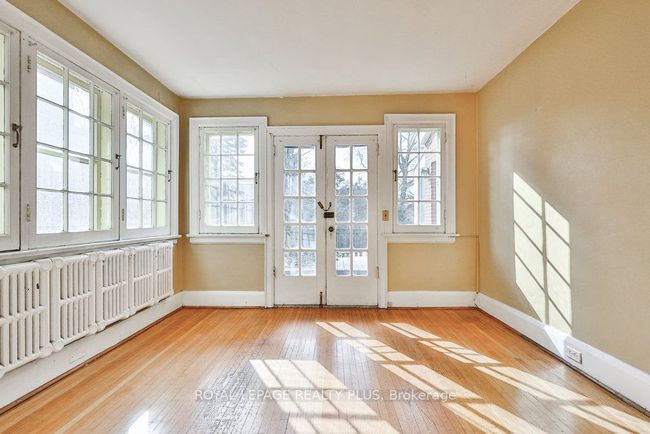 225 Glenrose Ave, House other with 4 bedrooms, 3 bathrooms and 4 parking in Toronto ON | Image 10