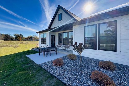 9710 Dice Rd, Freeland, MI, 48623-8863 | Card Image