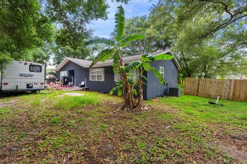 8315 104th Ave, Vero Beach, FL, 32967-6609 | Card Image