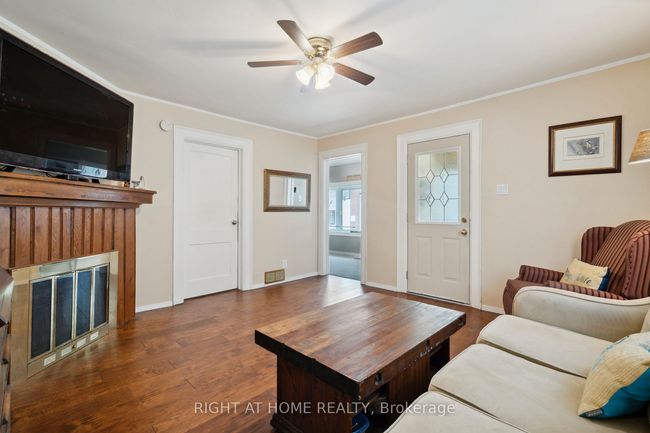 51 Frederick St S, House other with 2 bedrooms, 2 bathrooms and 4 parking in Acton ON | Image 7