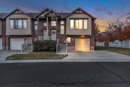 204 Lyman Ln, Bountiful, UT, 84010-6029 | Card Image