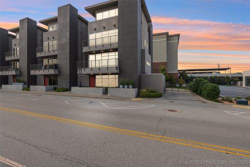 629 E 3rd St, Tulsa, OK, 74120-2407 | Card Image