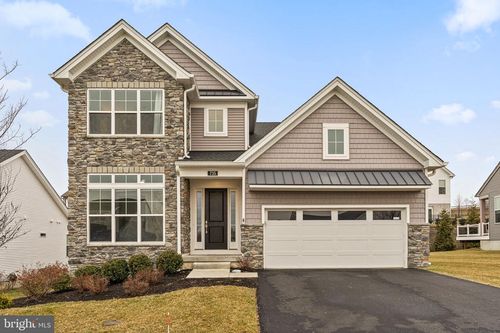 735 Appaloosa Rd, DOWNINGTOWN, PA, 19335-1766 | Card Image