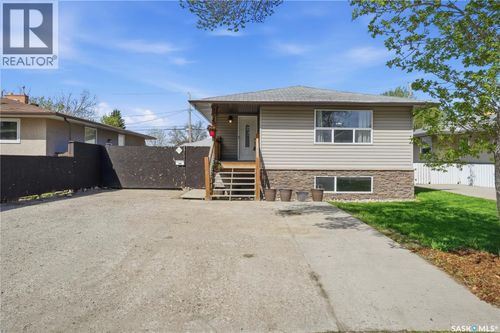 1360 Lacon St, Regina, SK, S4N1Y9 | Card Image