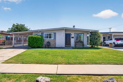 915 Neville St, Hanford, CA, 93230-2727 | Card Image