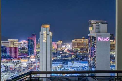 3002-4381 W Flamingo Rd, Las Vegas, NV, 89103-3903 | Card Image