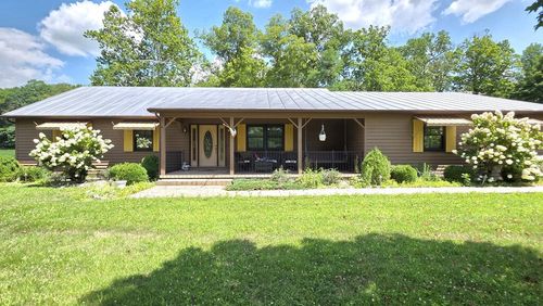 1600 Little Creek Rd, Frankfort, OH, 45628-9754 | Card Image