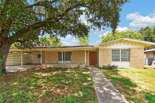 1814 Bon Aire Avenue, Victoria, TX, 77901 | Card Image