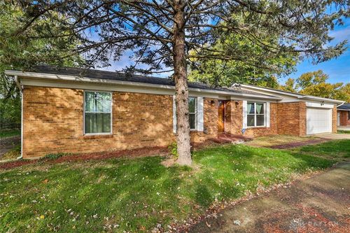 8309 Cox Rd, West Chester, OH, 45069-2701 | Card Image