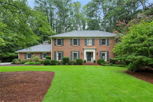 399 Glencastle Dr, Atlanta, GA, 30327-4825 | Card Image
