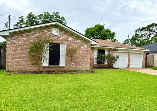 16814 David Glen Dr, Friendswood, TX, 77546-4106 | Card Image
