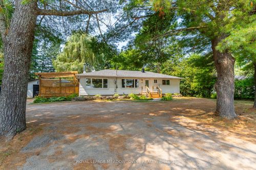 185 Bobcaygeon Rd, Minden, ON, K0M2K0 | Card Image