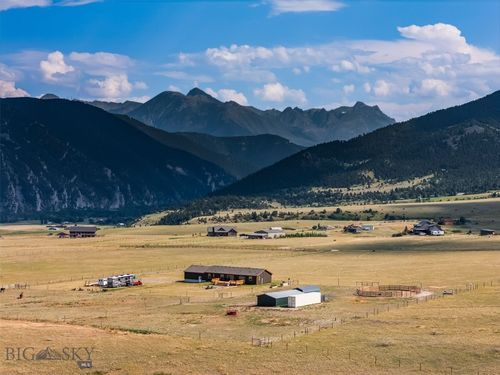 110 Buffalo Trl, Livingston, MT, 59047-8968 | Card Image