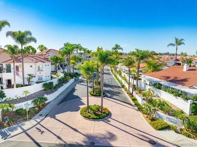 94 - Genoa Way, Condo with 2 bedrooms, 2 bathrooms and 2 parking in Oceanside CA | Image 1