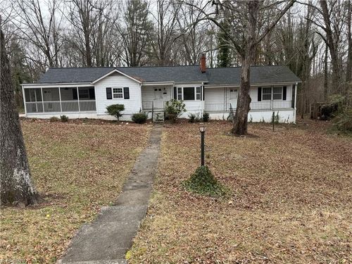 1142 Manning St, Eden, NC, 27288-5956 | Card Image